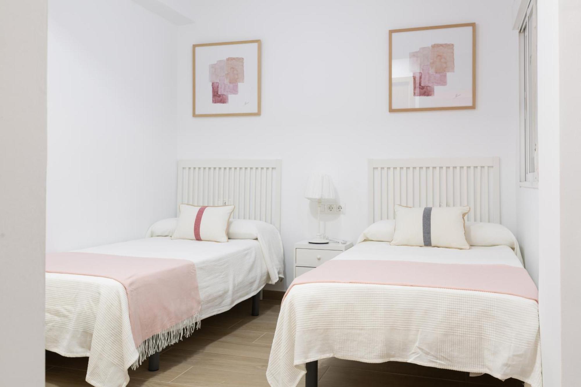 Charming Apartment Malagas Moon מראה חיצוני תמונה