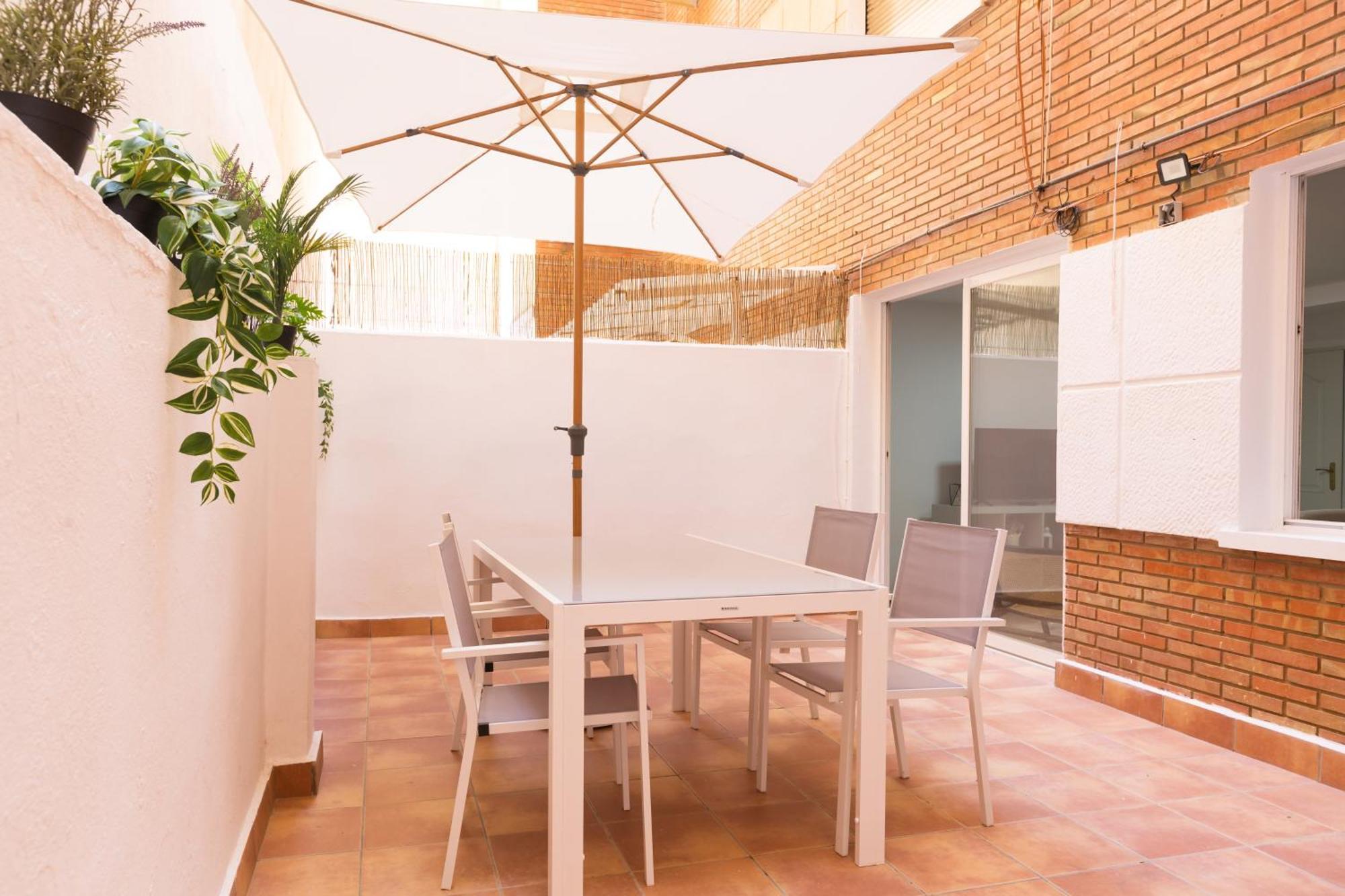 Charming Apartment Malagas Moon מראה חיצוני תמונה